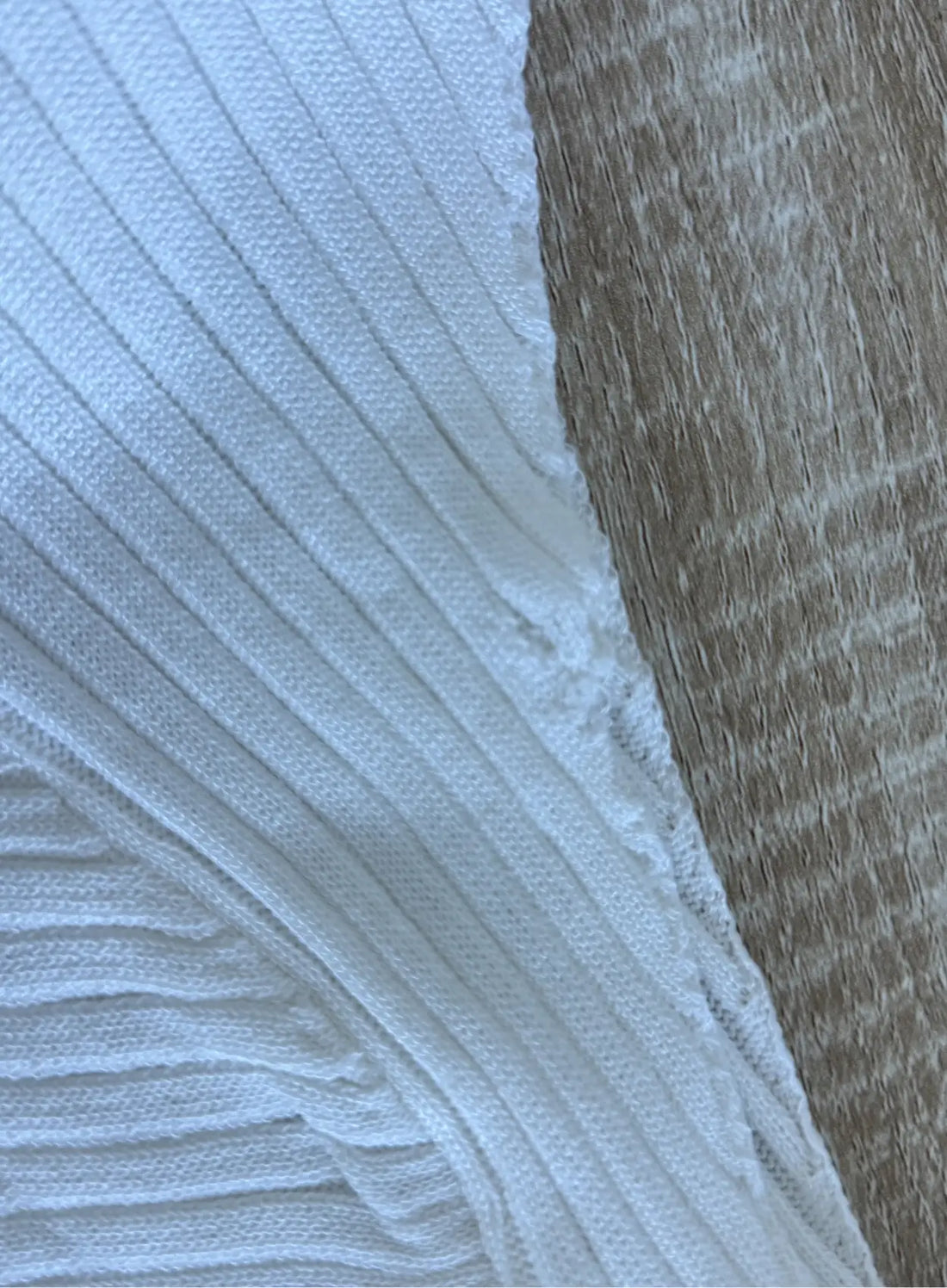 ANGEL IMPARFAITE - Robe mi-longue de grossesse côtelée blanche