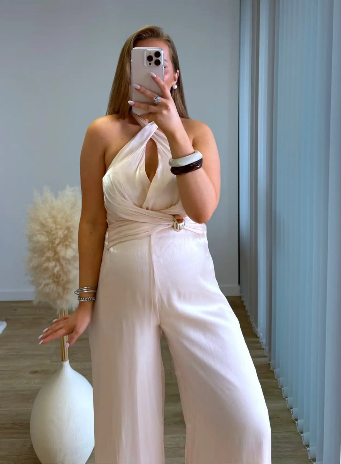 CAPRI - Combinaison de grossesse en satin rose poudré