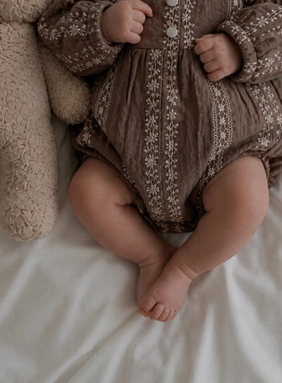 CLÉO - Tenue fleurie pour bébé
