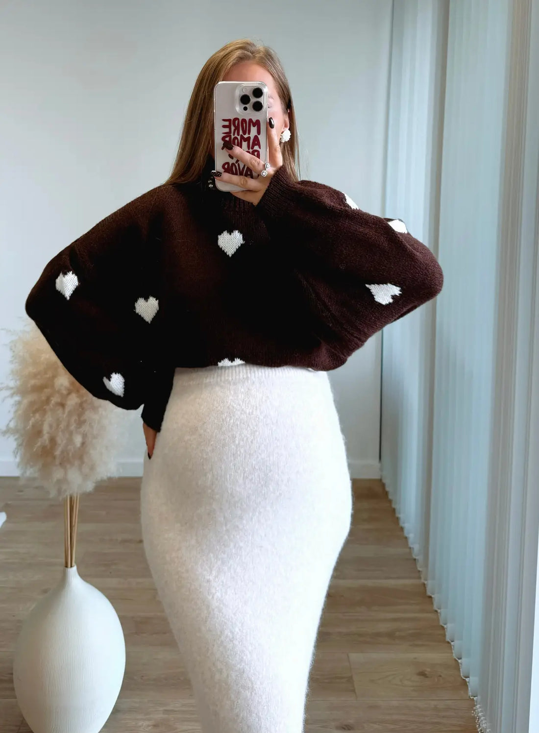 LOU - Pull de grossesse à coeurs marron chocolat