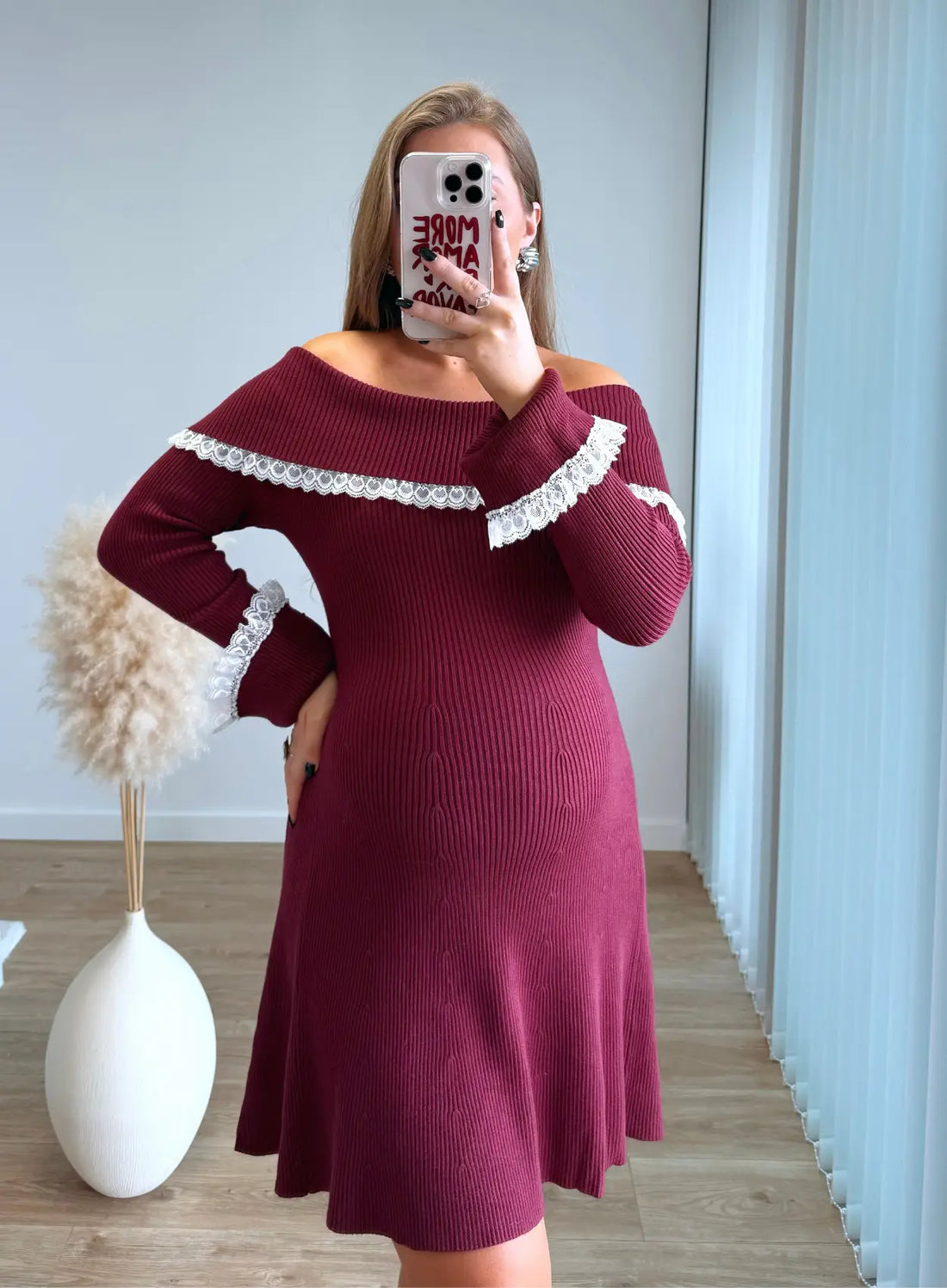 LOVELY - Robe de grossesse burgundy avec dentelle blanche